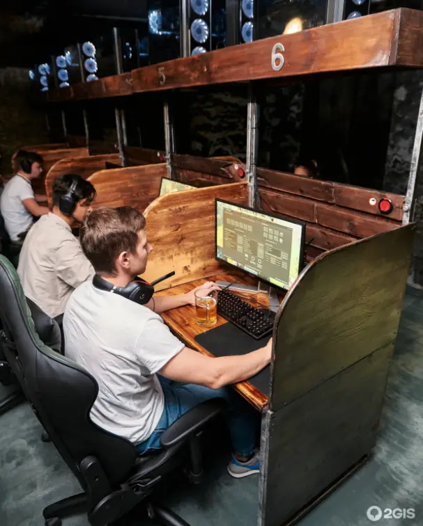 Изображение клуба BadHouse № 5