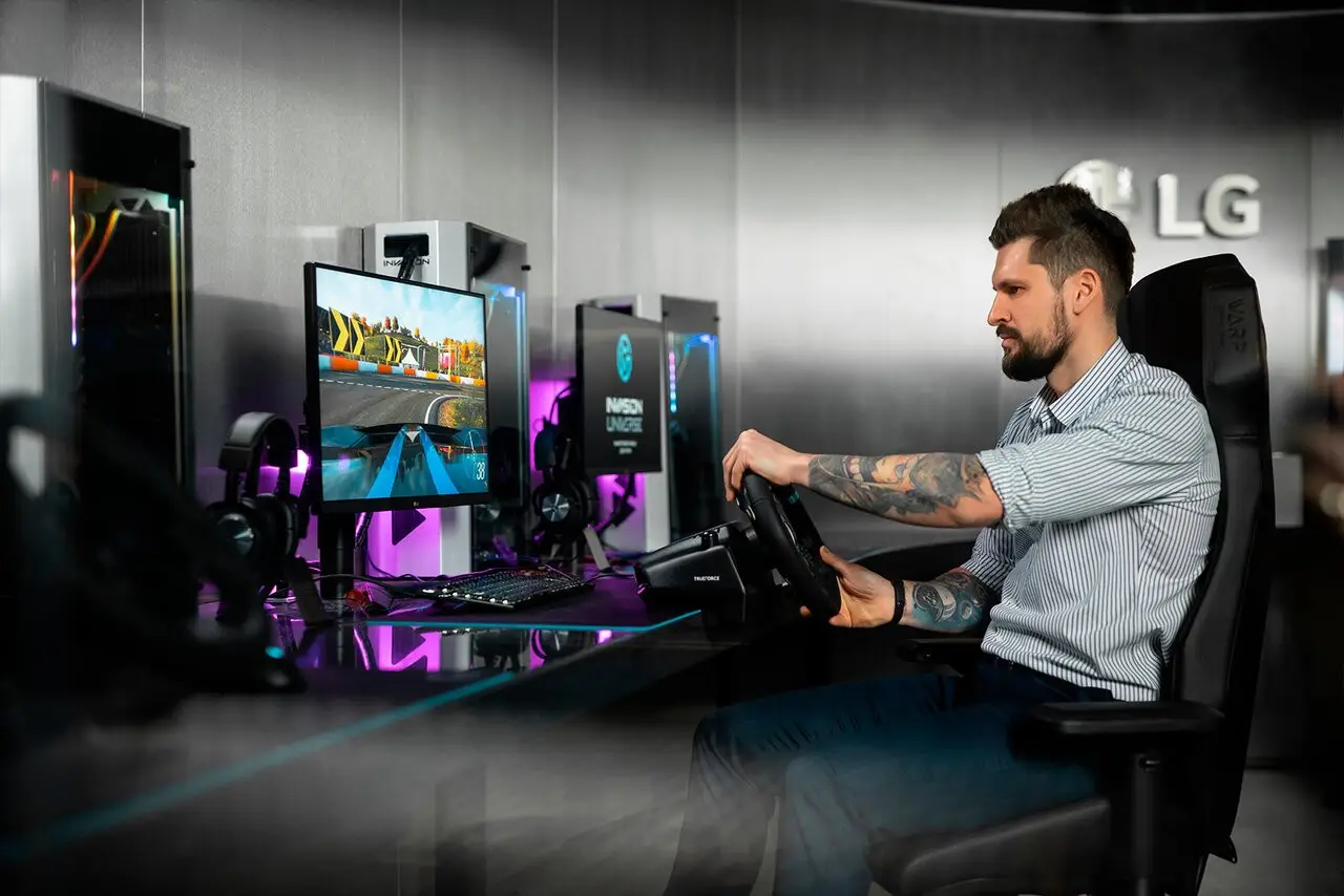 Изображение клуба Invasion Universe № 6