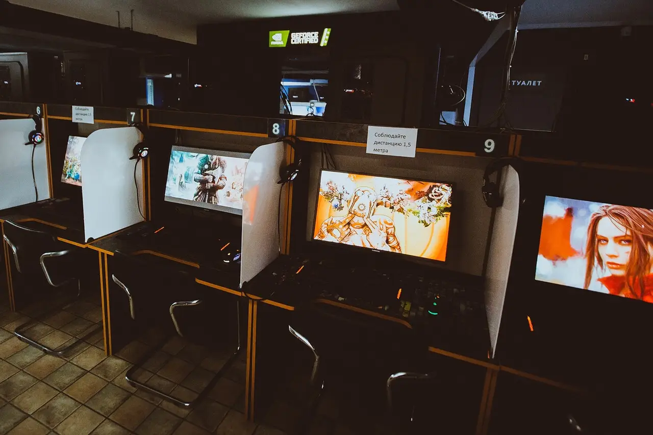 Изображение клуба Aegis на Гагарина № 2