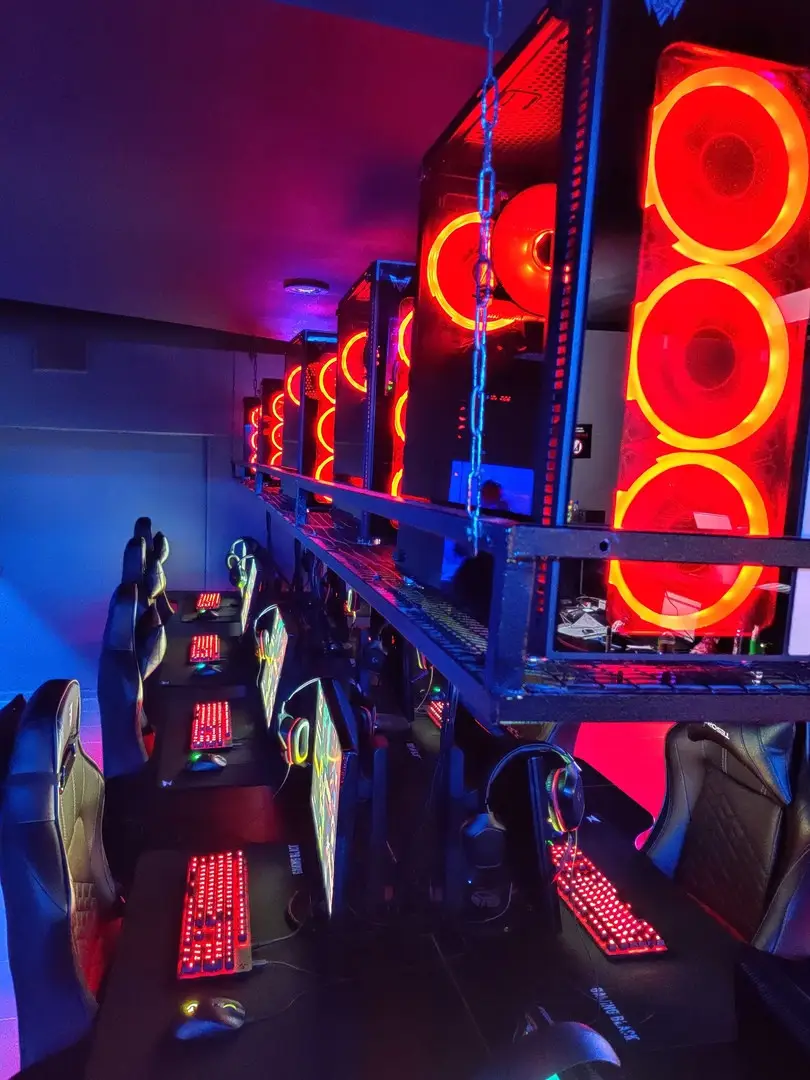 Изображение клуба CyberX на проспекте Октября № 6