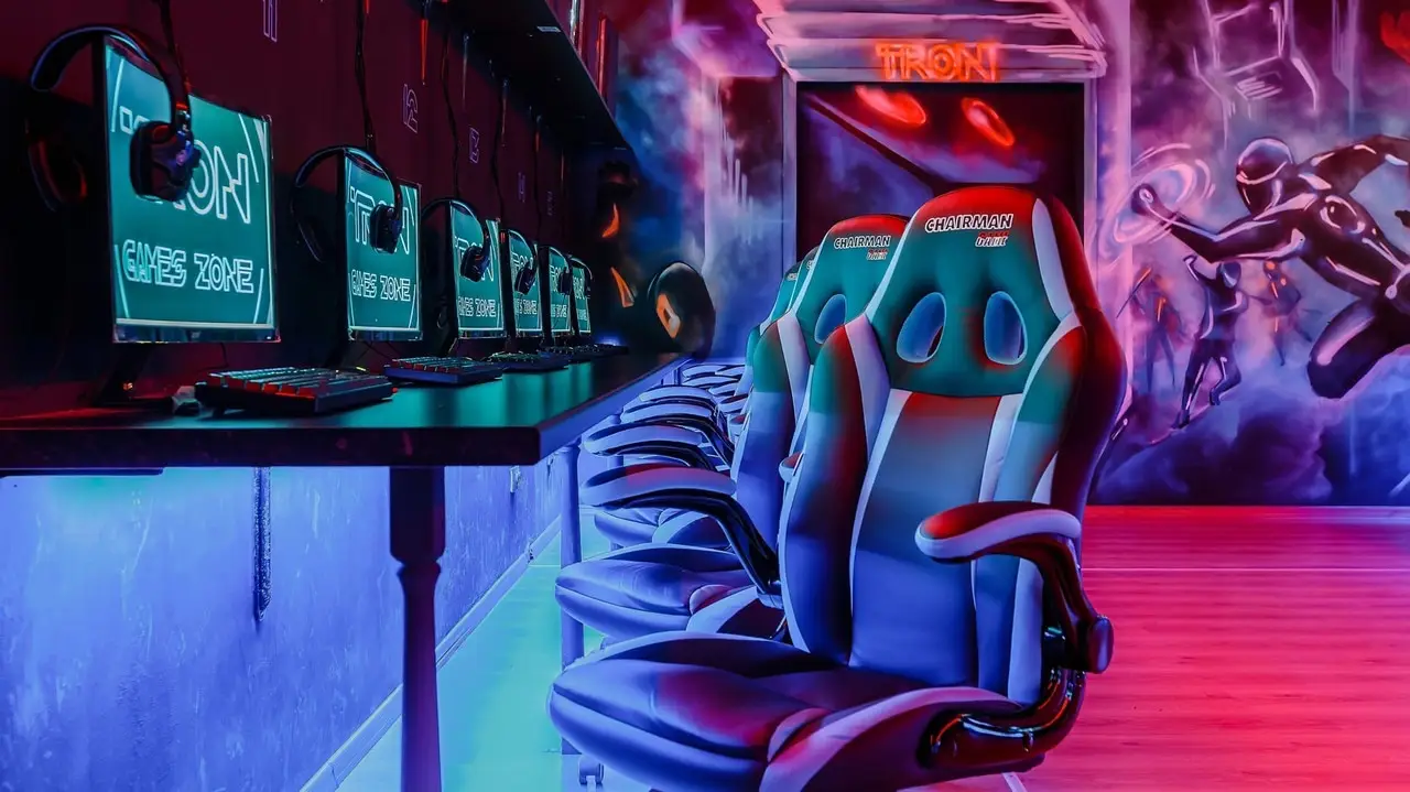 Изображение клуба Tron Games Zone № 9