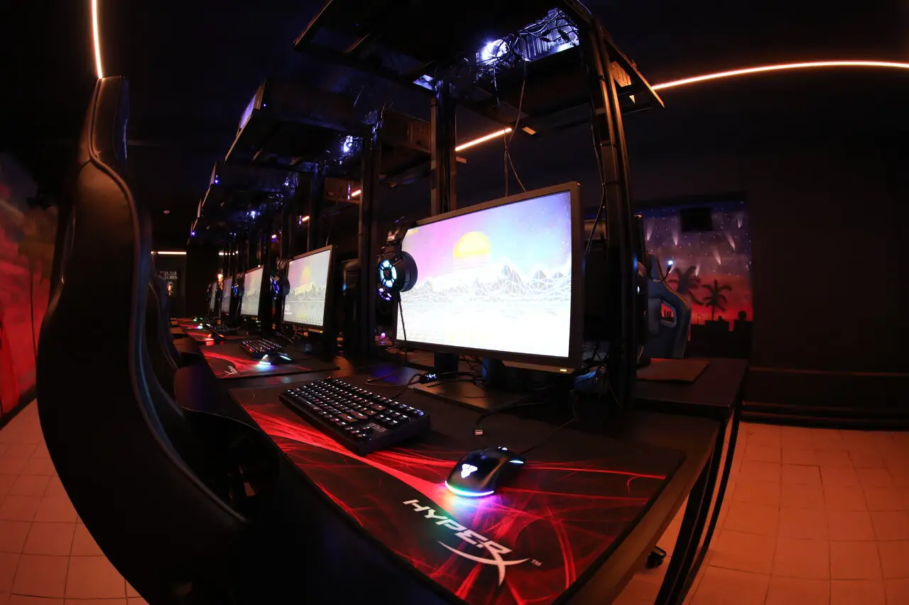 Изображение клуба CYBERFLEX № 7