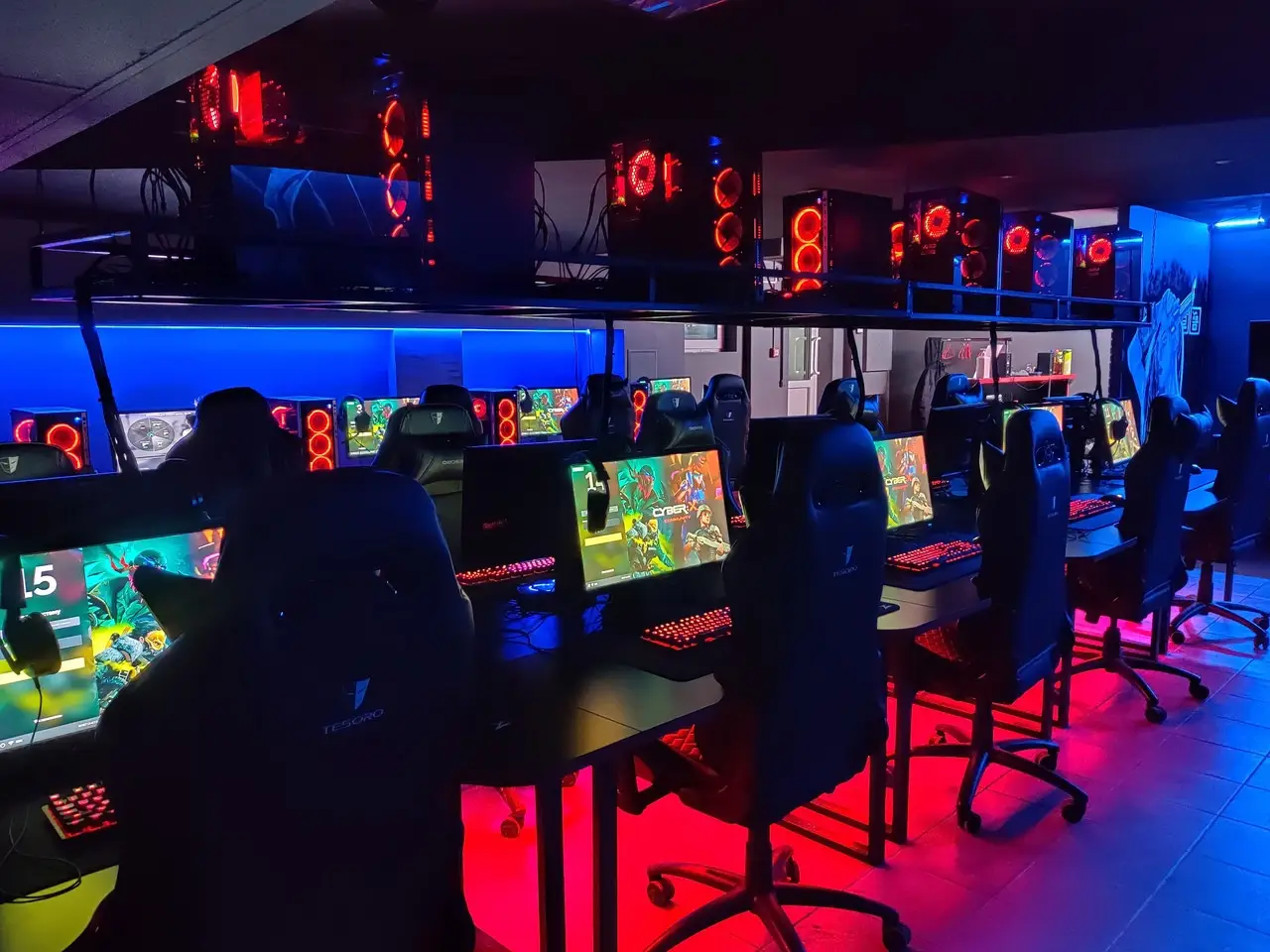 Изображение клуба CyberX на проспекте Октября № 5