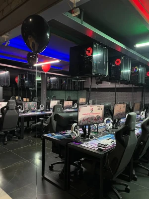 Изображение клуба CYBERLIFE