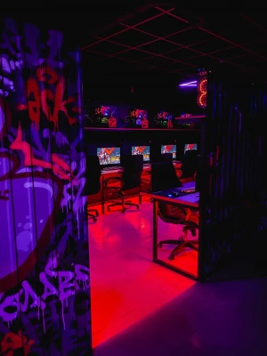 Изображение клуба SEKTOR Большой камень, Академика Курчатова 10